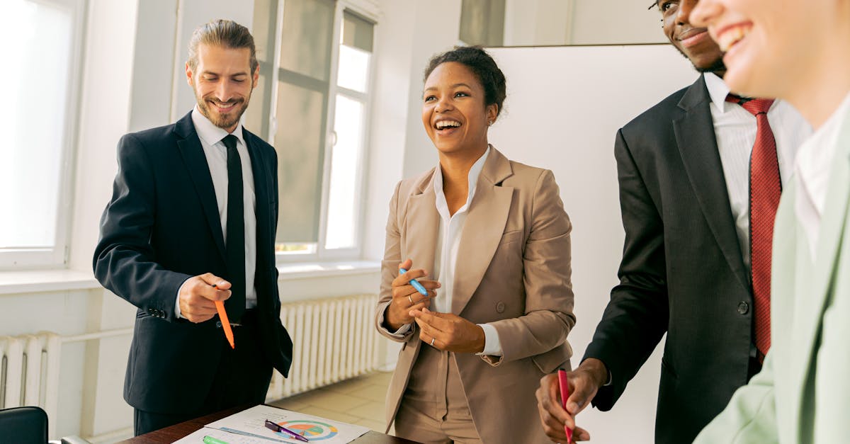 电竞俱乐部如何配合游戏公司打击技术支持辅助?